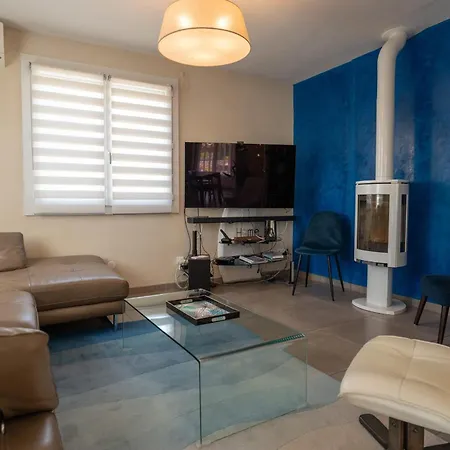 Villa T4bis Climatisee Avec Piscine Privee Et Wifi Vias