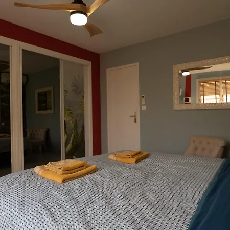 T4bis Climatisee Avec Piscine Privee Et Wifi * Vias