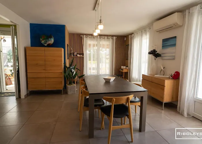 Riboleys - Villa T4Bis Climatisee Avec Piscine